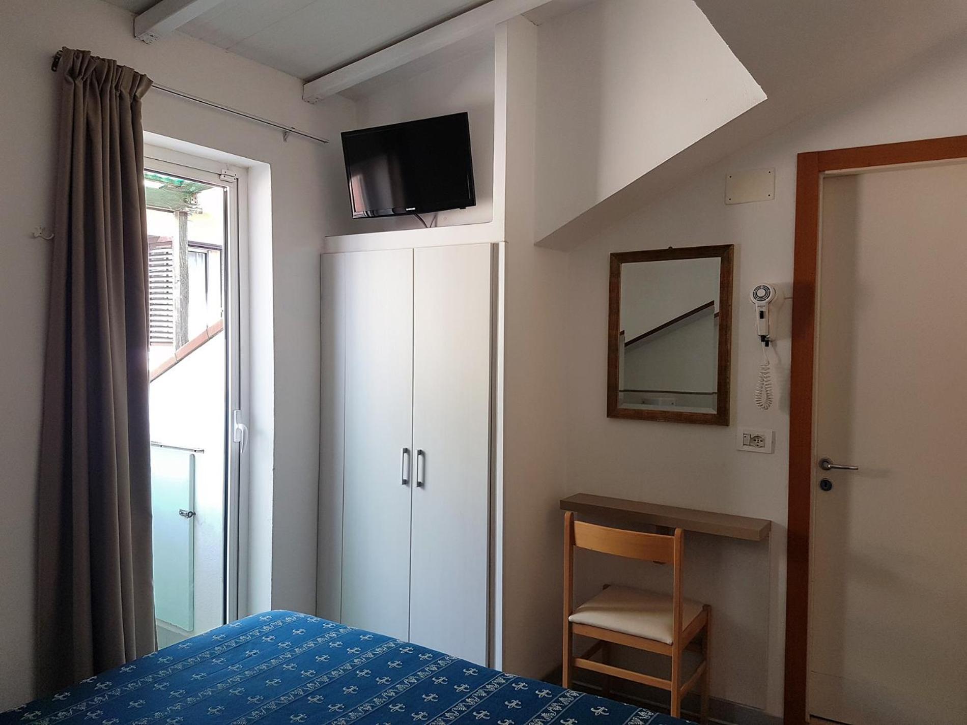 Hotel Sorriso - Molto Piu Di Una Stella Риччоне Экстерьер фото